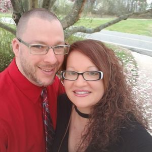 Meet your Posher, Genia